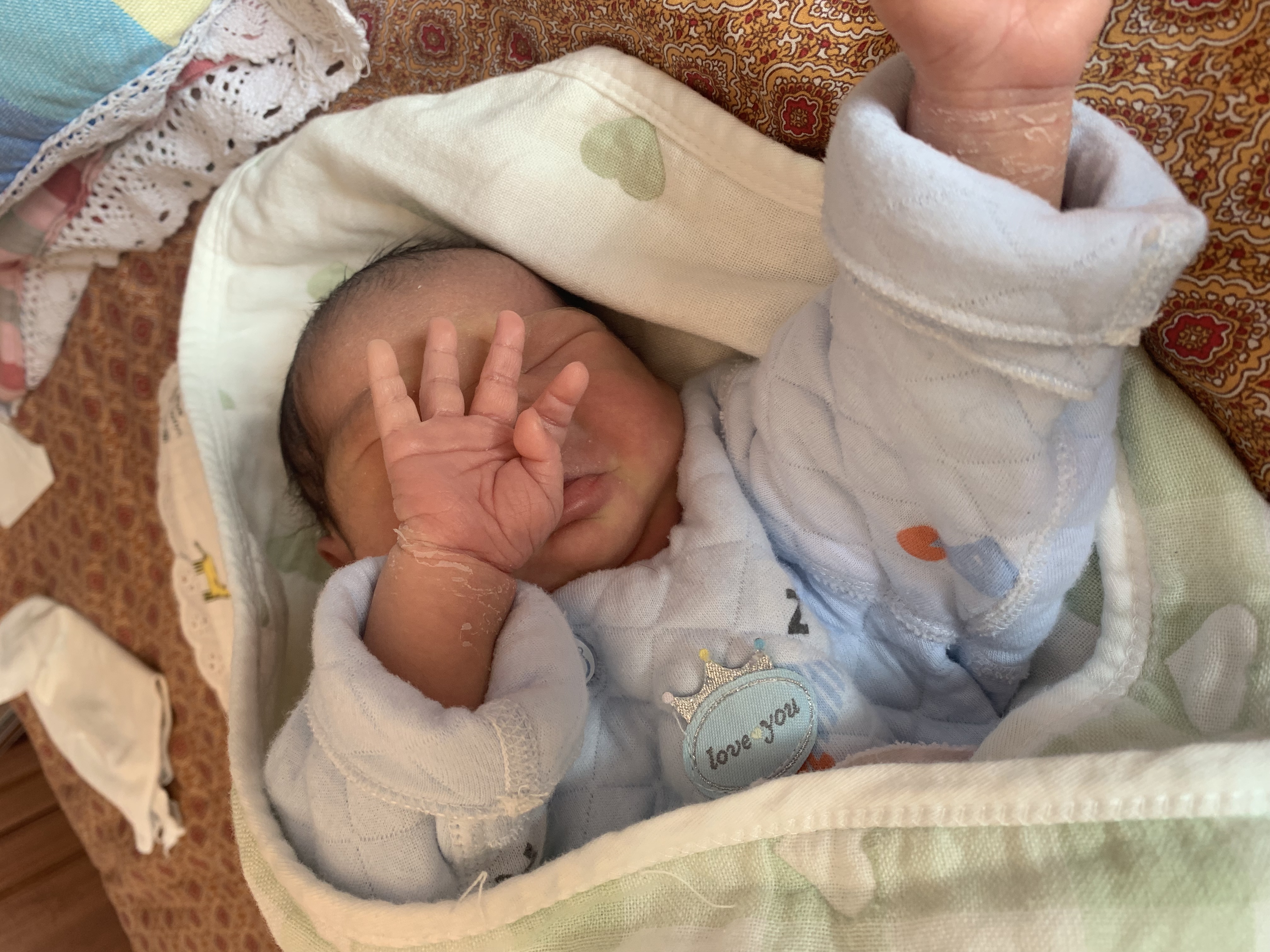 请输入图片描述